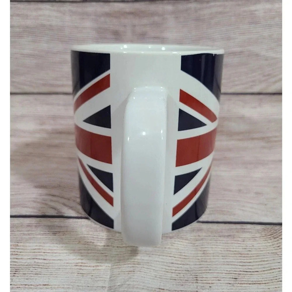 Half Moon Bay Jumbo Union Jack Flag Coffee Mug Cup Microwave Dishwasher Safe - Picture 3 of 5